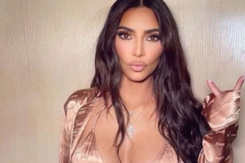 kim kardashian miliardaria