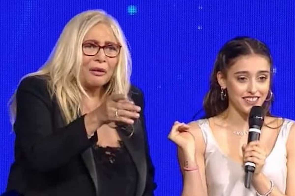Giulia Stabile Incinta Chi E Il Padre