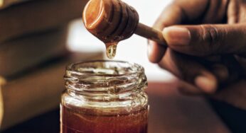 I vantaggi del miele di manuka nel settore delle bellezze: le sue qualità cosmetiche